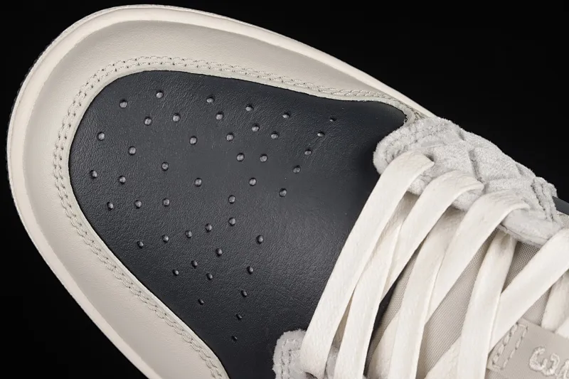 All categories Air Jordan Jordan series basketball shoes Air Jordan 1 Low G version pure original Air Jordan 1 Low AJ1 Joe 1 black and gray satin sports culture basketball shoes DV1762-001